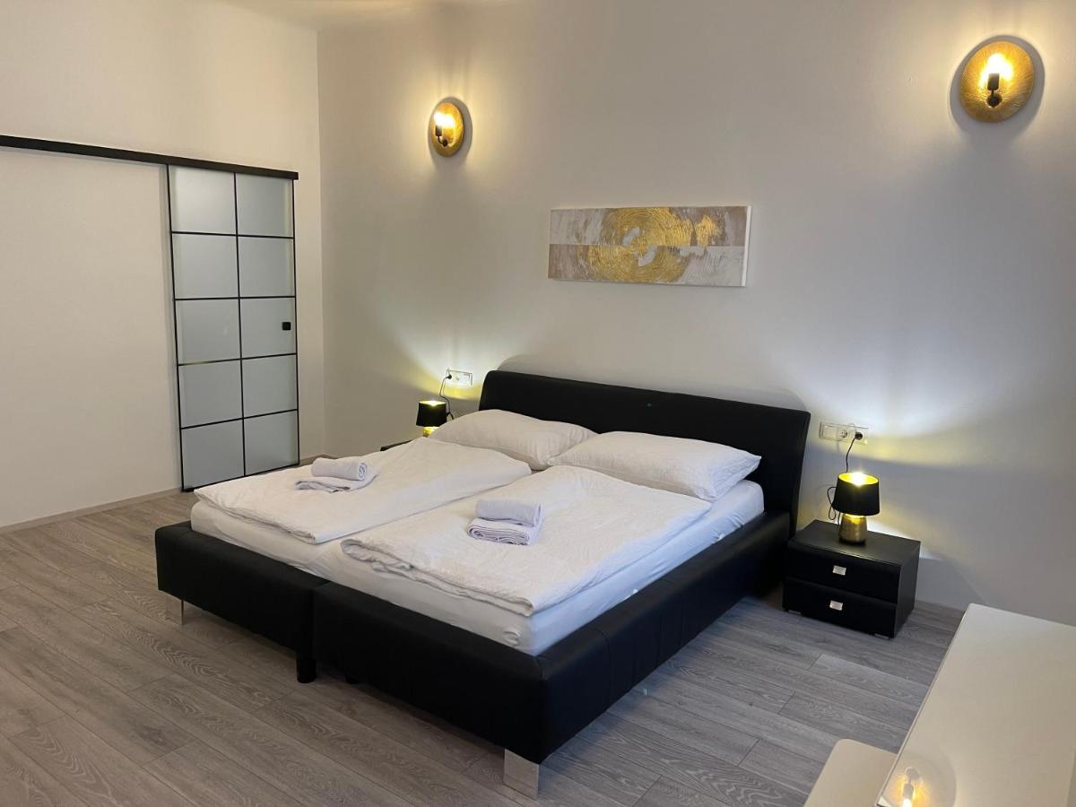 Fancy Apartment In The City Center Відень Екстер'єр фото