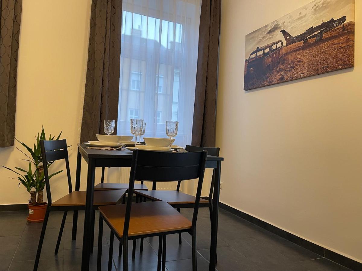 Fancy Apartment In The City Center Відень Екстер'єр фото